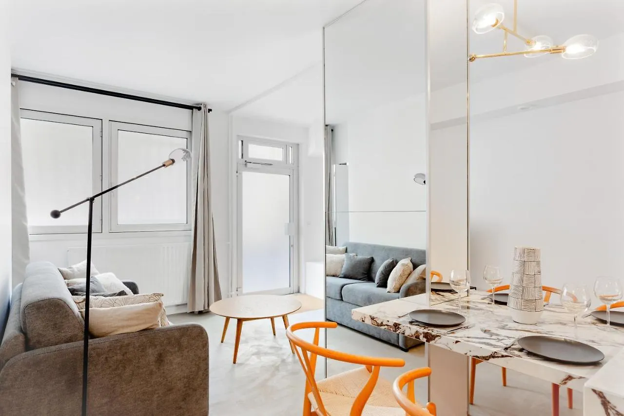 Paris Grenelle Suite Champs De Mars contacts